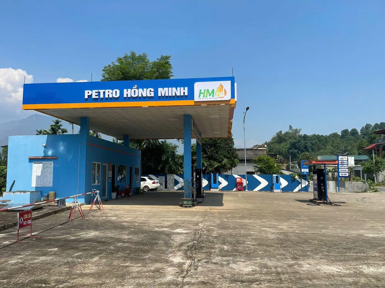 Cua-hang-xang-dau-Phu-nhuan-3